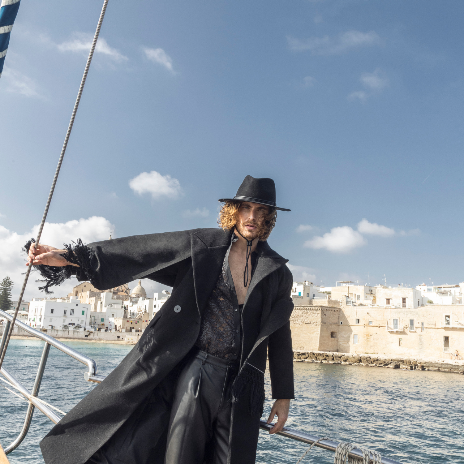 Cappello Drop in Feltro di Lana con Laccio