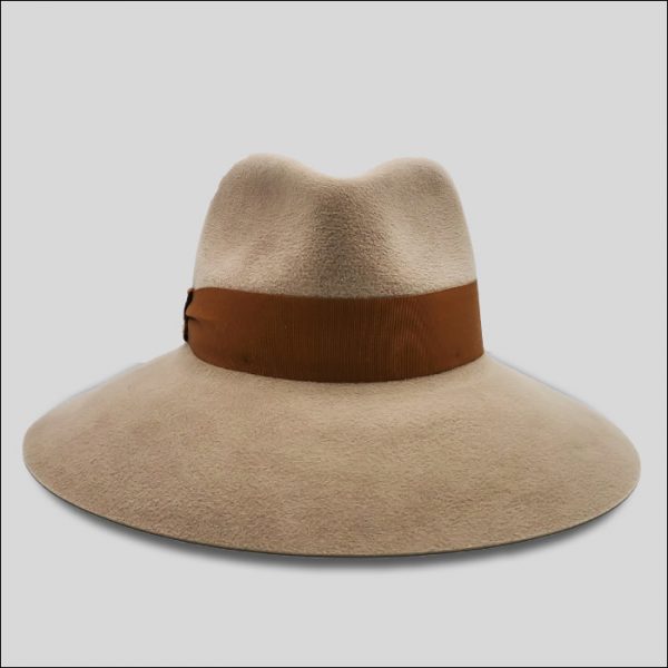 Women's Felt Drop Hat with Belt Brown