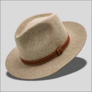 Drop hat in shaved felt with leather belt Orlando model