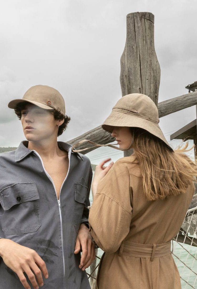Cappelli Impermeabili e Antipioggia Primavera Estate 2024 Doria 1905 Uomo e Donna Safari Mood